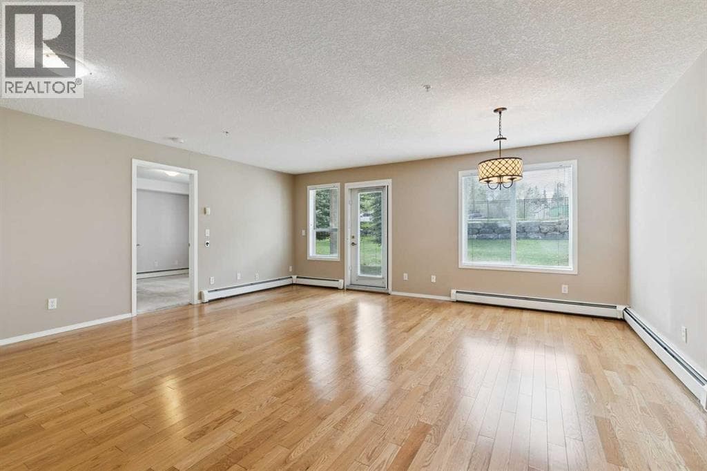 ONE OF THE LARGEST & BEST LOCATIONS IN LEGACY ESTA... - Image 1